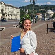 Laureata scienze dell'educazione come insegnante per aiuto compiti - elementari, medie e superiori